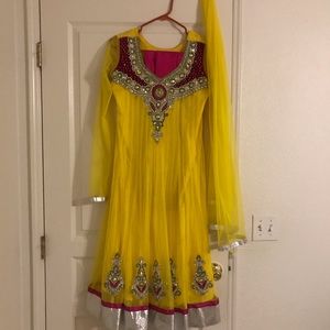 Bollywood indian suit salwar kamez pakistani